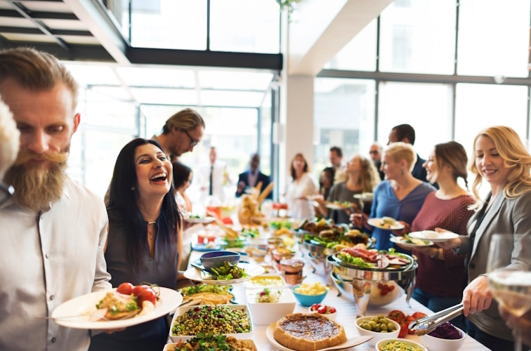 Catering Italien - Pasta und Risotto und Antipasti