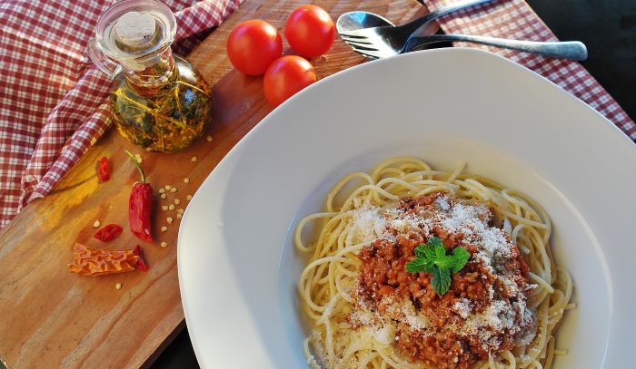 Spaghetti Bolognese Rezept -min